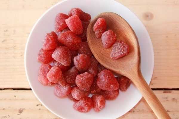 Wie macht man getrocknete Erdbeeren?