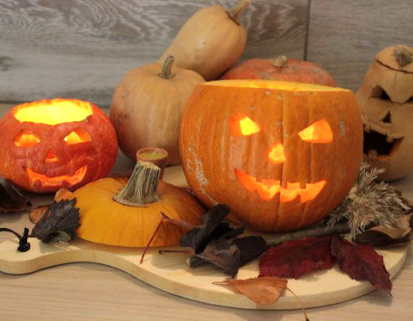 Halloween-Kürbislaterne basteln