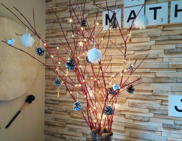 Weihnachtsbaum aus Hartriegel gestalten?