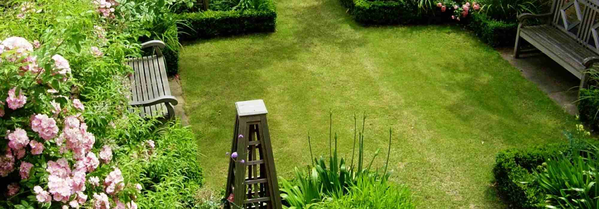 Quadratischer Garten: Tipps für gelungene Gestaltung