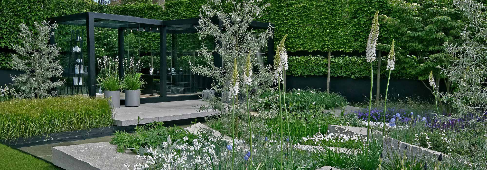 Silberweißen Garten gestalten
