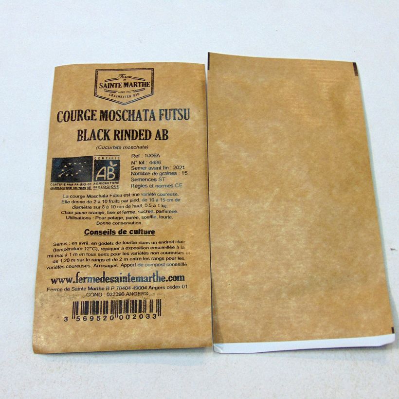 Beispiel eines Exemplars von Moschus-Kürbis Futsu Black Rinded Bio - Ferme de Sainte Marthe die Tüte mit 20 Samen (1g) wie geliefert