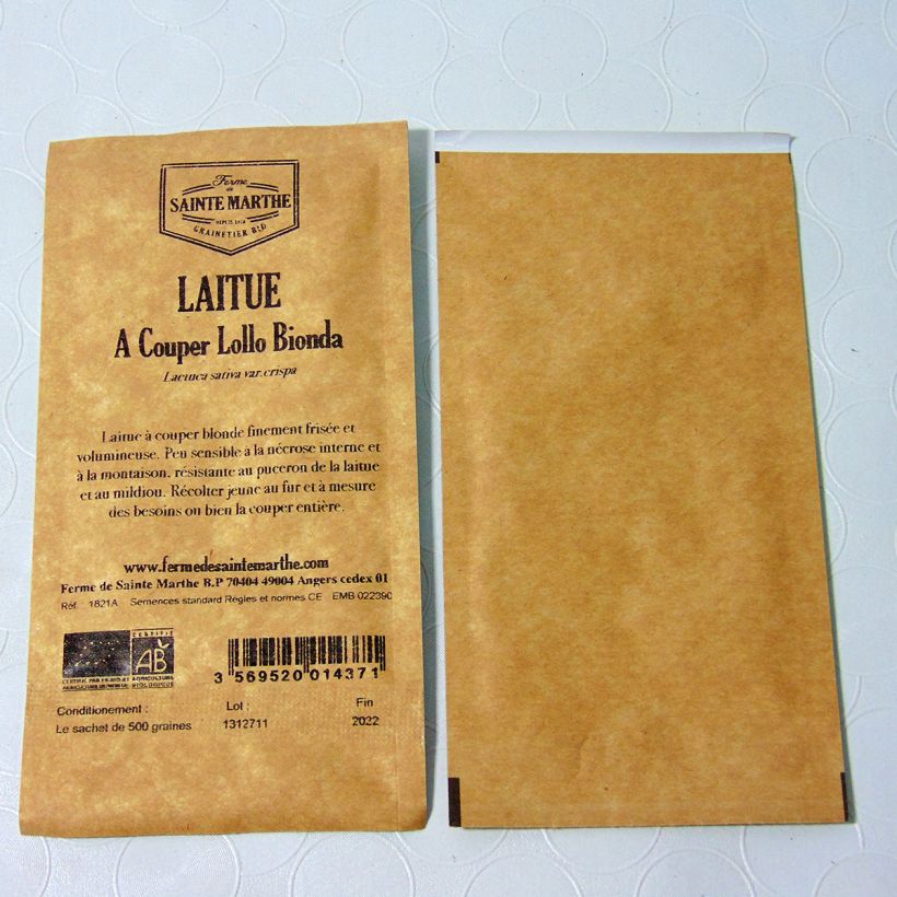 Beispiel eines Exemplars von Schnittsalat Lollo Bionda Bio - Ferme de Sainte Marthe die Tüte mit 500 Samen wie geliefert