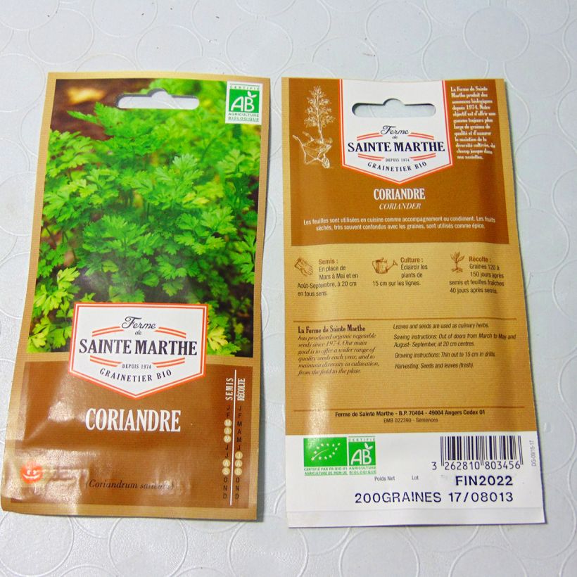 Beispiel eines Exemplars von Koriander Bio - Ferme de Sainte Marthe die Tüte mit 80 Samen (1g) wie geliefert