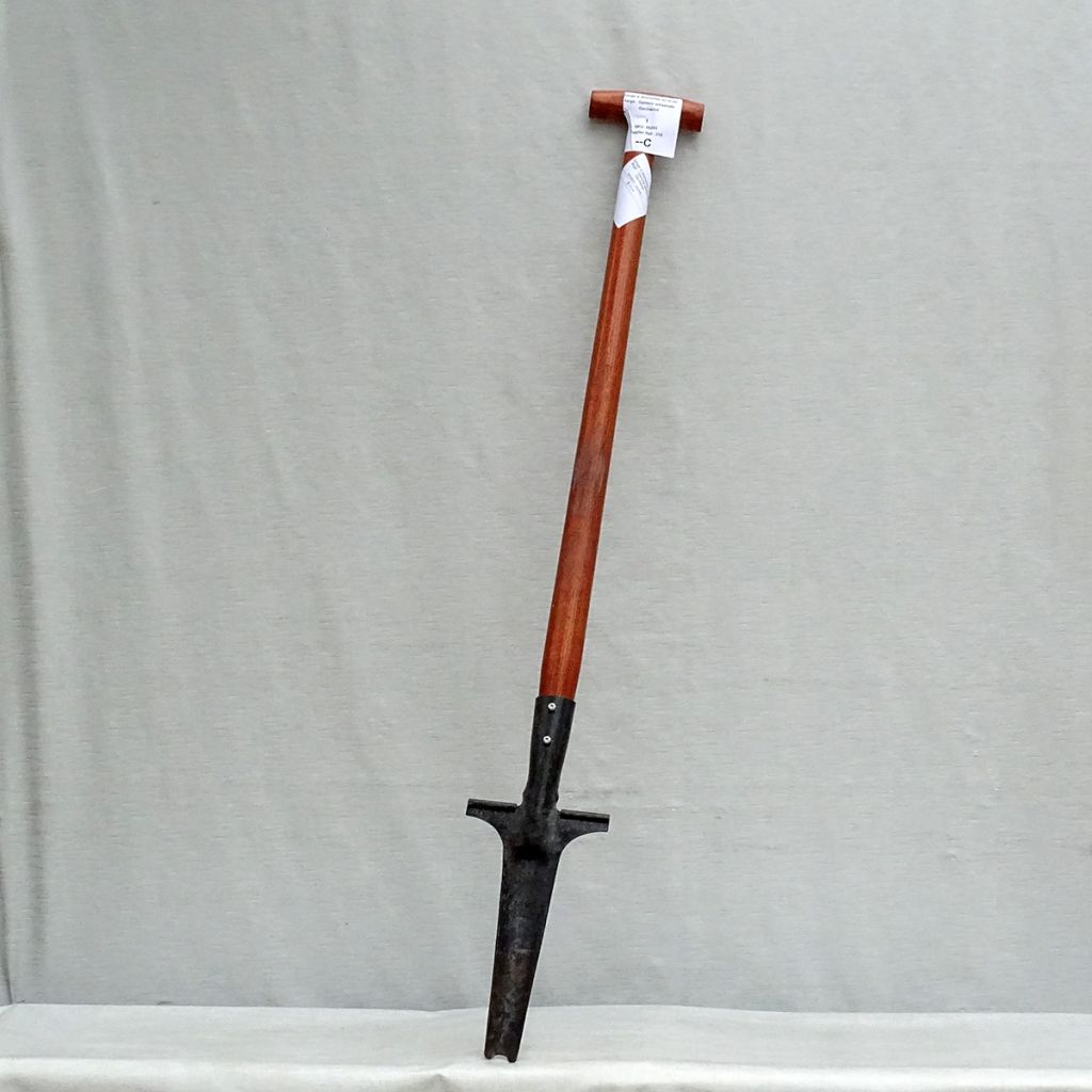 Unkrautstecher aus geschmiedetem Stahl - Handwerkskollektion Gschwind